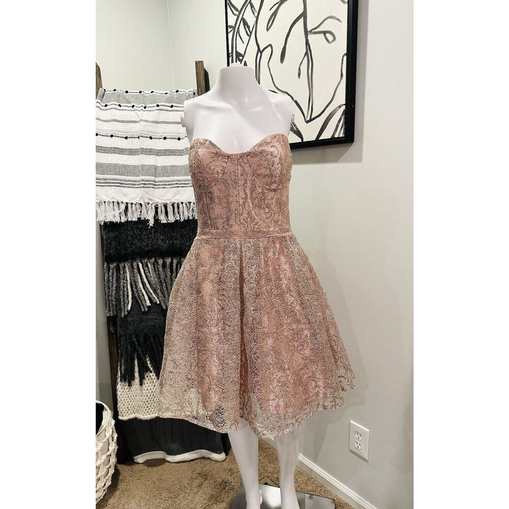 NEW GIANNI BINI GB Rose Gold Pink Silver Lace Overlay Strapless Size 13 $179 - Picture 2 of 14